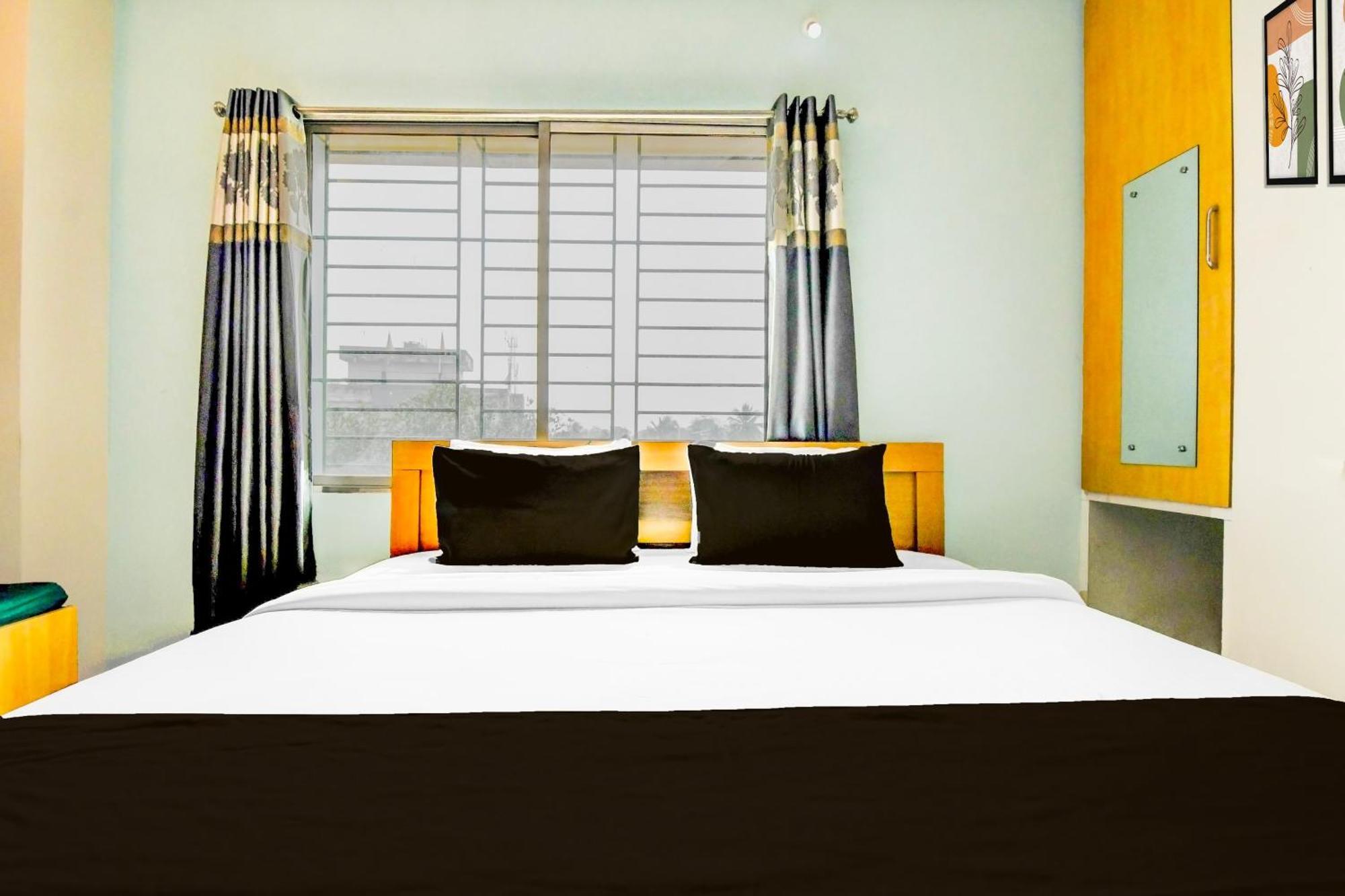 Super Collection O Sf Road Siliguri Formerly Jyoti Hotel Экстерьер фото